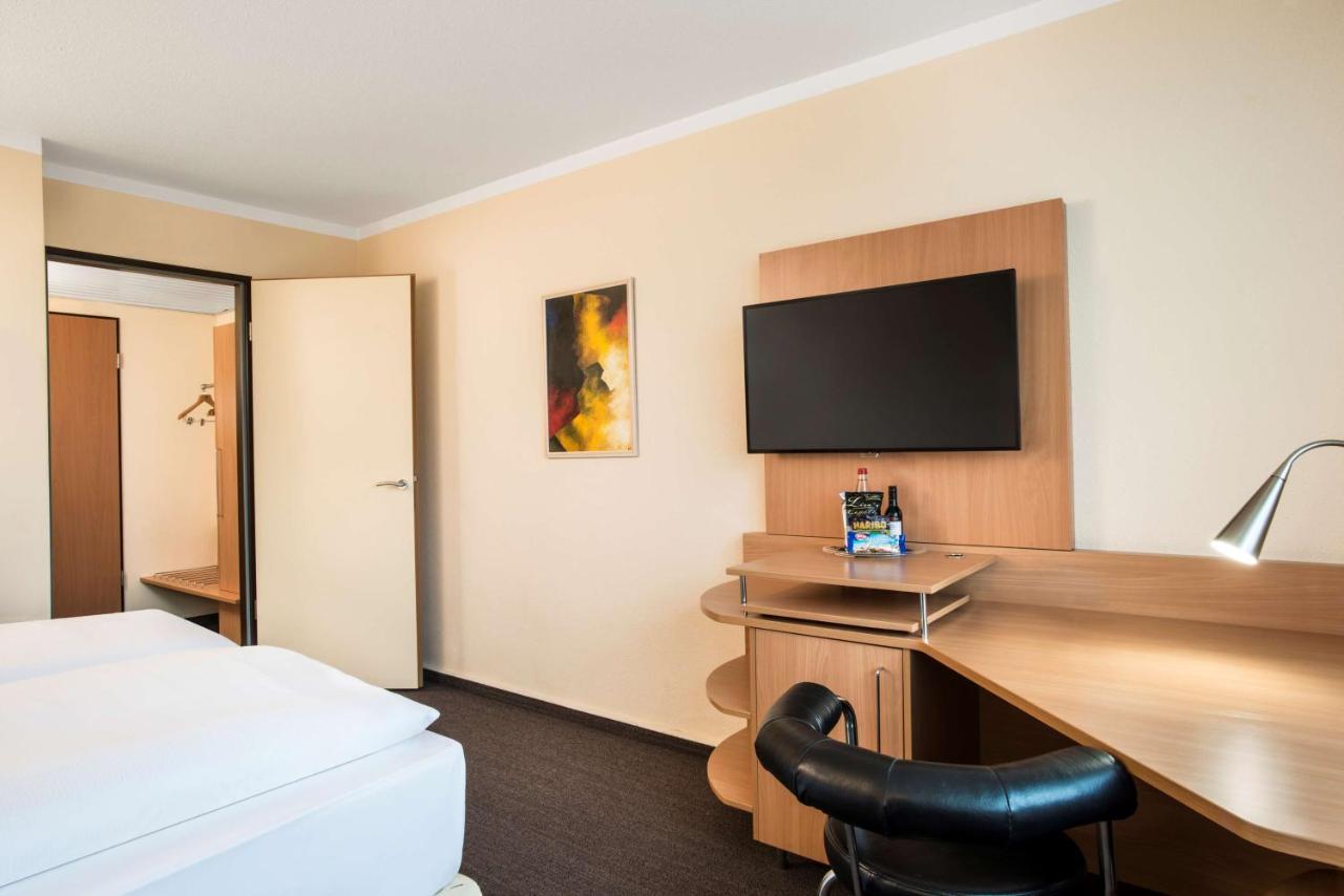 NH Frankfurt Mörfelden Conference Center Hotel Buitenkant foto