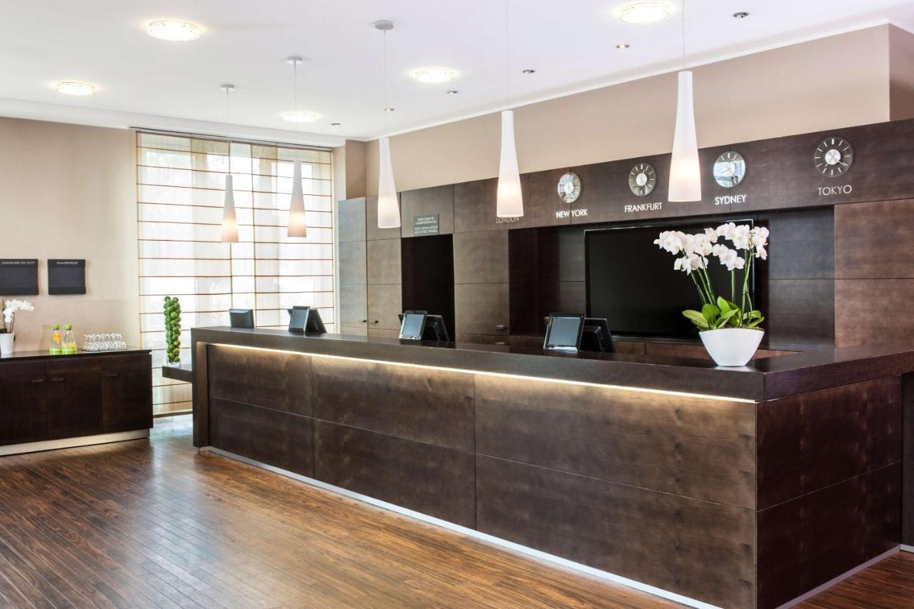NH Frankfurt Mörfelden Conference Center Hotel Buitenkant foto