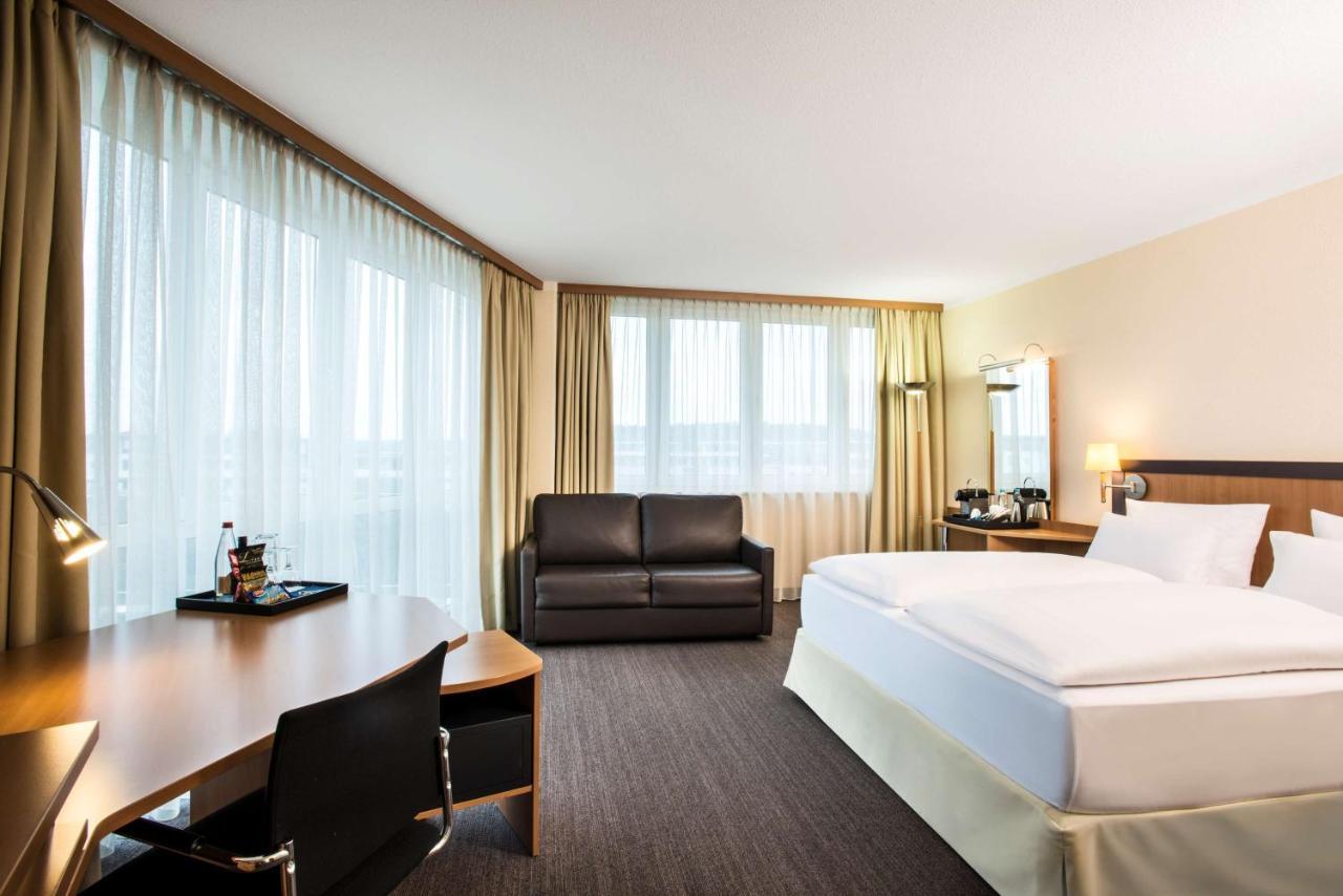 NH Frankfurt Mörfelden Conference Center Hotel Buitenkant foto