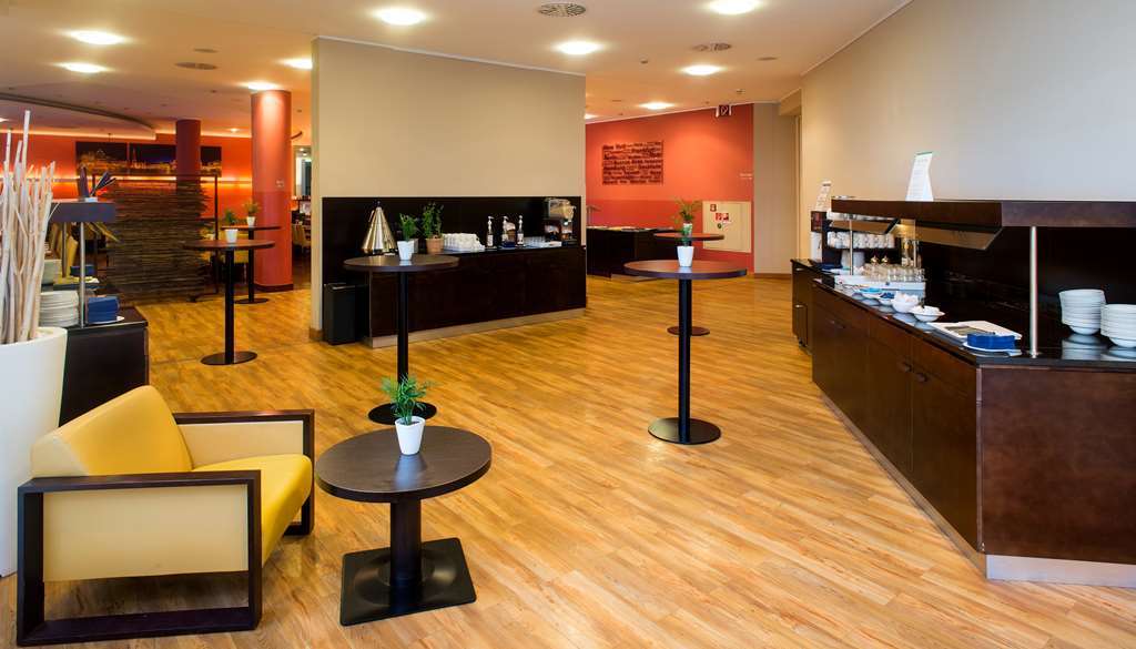 NH Frankfurt Mörfelden Conference Center Hotel Buitenkant foto